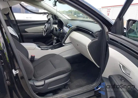 2024 Hyundai Tucson Sel z USA, uszkodzony, nr VIN KM8JB3DE8RU350306